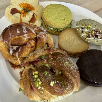 Hi Bakery - Bakeries Near Me - Los Angeles, California