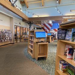 Redwood City Public Library - Redwood Shores Branch