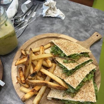 Dip and Happy - Breakfast & Brunch Near Me - Tampa, Florida