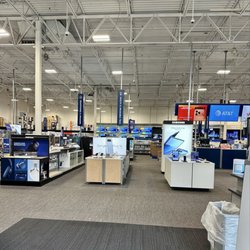Best Buy - Pueblo - Inside