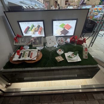 K.Minamoto - Desserts Near Me - Honolulu, Hawaii