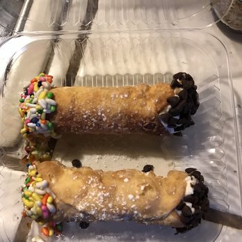 Guantonio's - Awesome cannolis - Pizza Near Me - Lodi, California