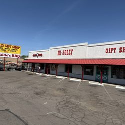Waldo's BBQ - Outside