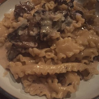 Gusto 501 - Mushroom pasta - Italian Near Me - Toronto, Ontario Gusto 501 - Mushroom pasta - Italian Near Me - Toronto, Ontario