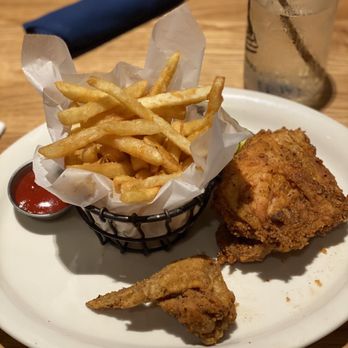 Tupelo Honey Southern Kitchen & Bar - Fried white with fries - Southern Near Me - Myrtle Beach, South Carolina