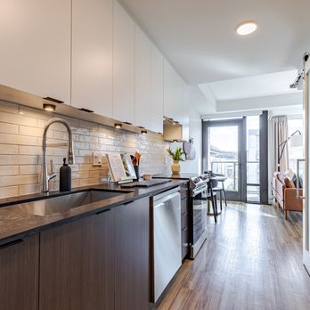 J Coopers Row - Apartments Near Me - Washington, DC, District of Columbia