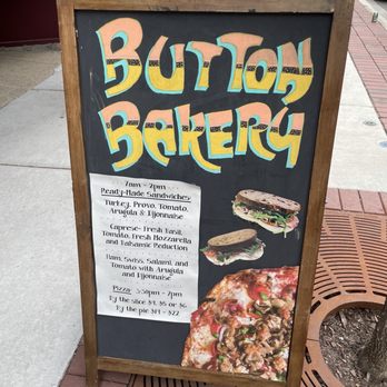 Button Bakery - Bakeries Near Me - Evanston, Illinois