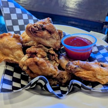 The Royal Oak - Uncoated suicide wings. So good. Hot and crispy - Pubs Near Me - Ottawa, Ontario The Royal Oak - Uncoated suicide wings. So good. Hot and crispy - Pubs Near Me - Ottawa, Ontario