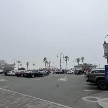 Brad's Restaurant - Seafood Near Me - Pismo Beach, California