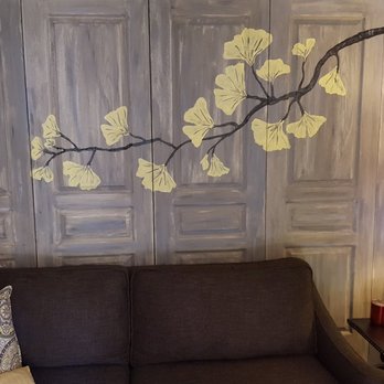 Your Empowered Healing - Inside Decorations & Seating Area - Reiki Near Me Your Empowered Healing - Inside Decorations & Seating Area - Reiki Near Me