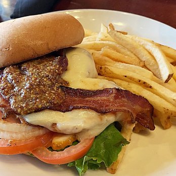 Two Brothers Roundhouse - Bars Near Me - Aurora, Illinois