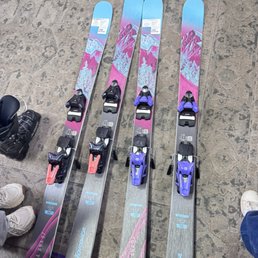Ski testing Ski testing