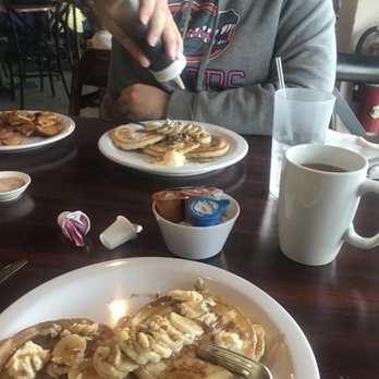 Shelly's Cafe - The most amazing Banana Nut Pancakes - Breakfast & Brunch Near Me - Tampa, Florida Shelly's Cafe - The most amazing Banana Nut Pancakes - Breakfast & Brunch Near Me - Tampa, Florida