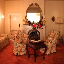 Como House - Sitting room at the rear of Como House