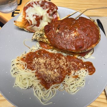 Station 19 - a plate of spaghetti and meatballs - Comfort Food Near Me - Mobile, Alabama Station 19 - a plate of spaghetti and meatballs - Comfort Food Near Me - Mobile, Alabama