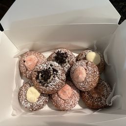 Puffette cream puffs Puffette cream puffs