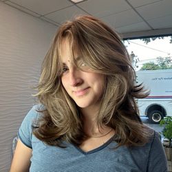 Curtain bangs with layers!