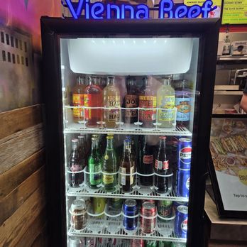 Devil Dawgs-Gold Coast - Drink options - Hot Dogs Near Me - Chicago, Illinois