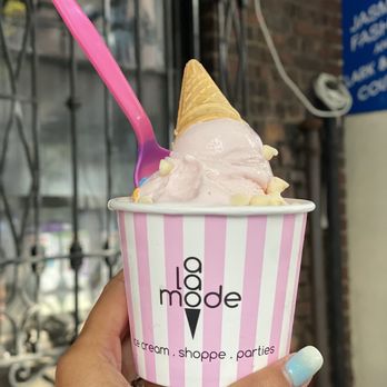 A La Mode Shoppe - Ice Cream & Frozen Yogurt Near Me - New York, New York A La Mode Shoppe - Ice Cream & Frozen Yogurt Near Me - New York, New York