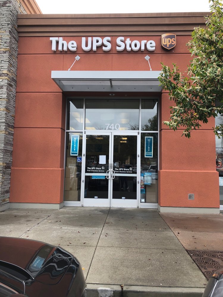 THE UPS STORE 13 Photos & 49 Reviews Printing Services 6754