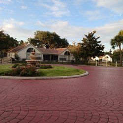 Cascade Heights - Fountain and cottages