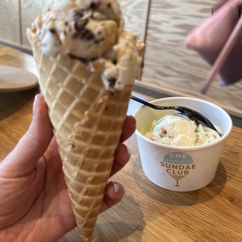 THE NASHVILLE SUNDAE CLUB - CLOSED - Updated August 2025