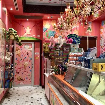 Sloan's - Mizner Park - Ice Cream & Frozen Yogurt Near Me - Boca Raton, Florida