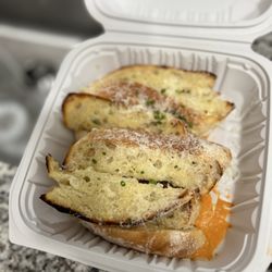 Cafe Al Dente - Garlic bread