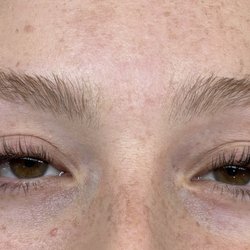 EMME Lash Bar - Natural Volume Cateye