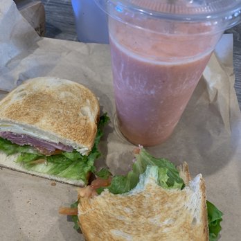 Mama Ana - Ham egg and cheese sandwich and strawberry smoothie. - Breakfast & Brunch Near Me - Somerville, Massachusetts