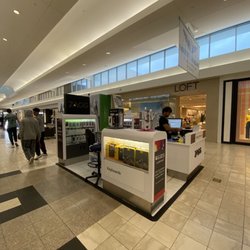 ZAGG - Walt Whitman - Kiosk at the mall