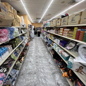 Muhajir Grocery Store - Aisle 2 - International Grocery Near Me - Houston, Texas