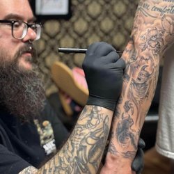 Fox & Crow Body Modifications - Jarred Scott