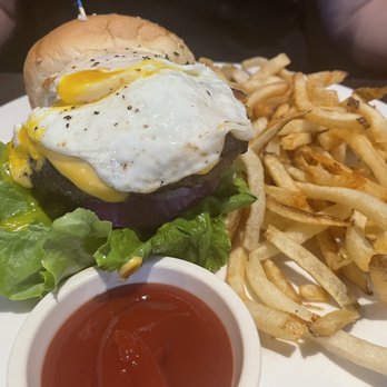 Local Goat - Farmhouse Burger with Fries - New American Near Me - Pigeon Forge, Tennessee