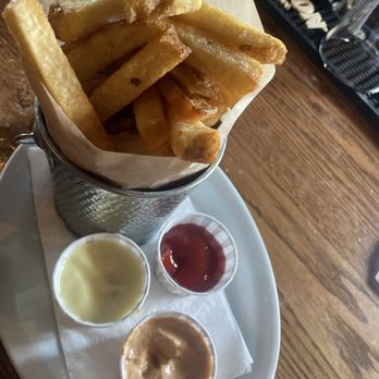 Seawolf - Belgian styles fries ( nunu ) - Pubs Near Me - Oakland, California