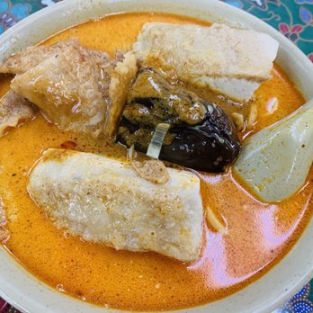 Malay Restaurant - Curry noodles with yong tofu - Malaysian Near Me - Flushing, New York