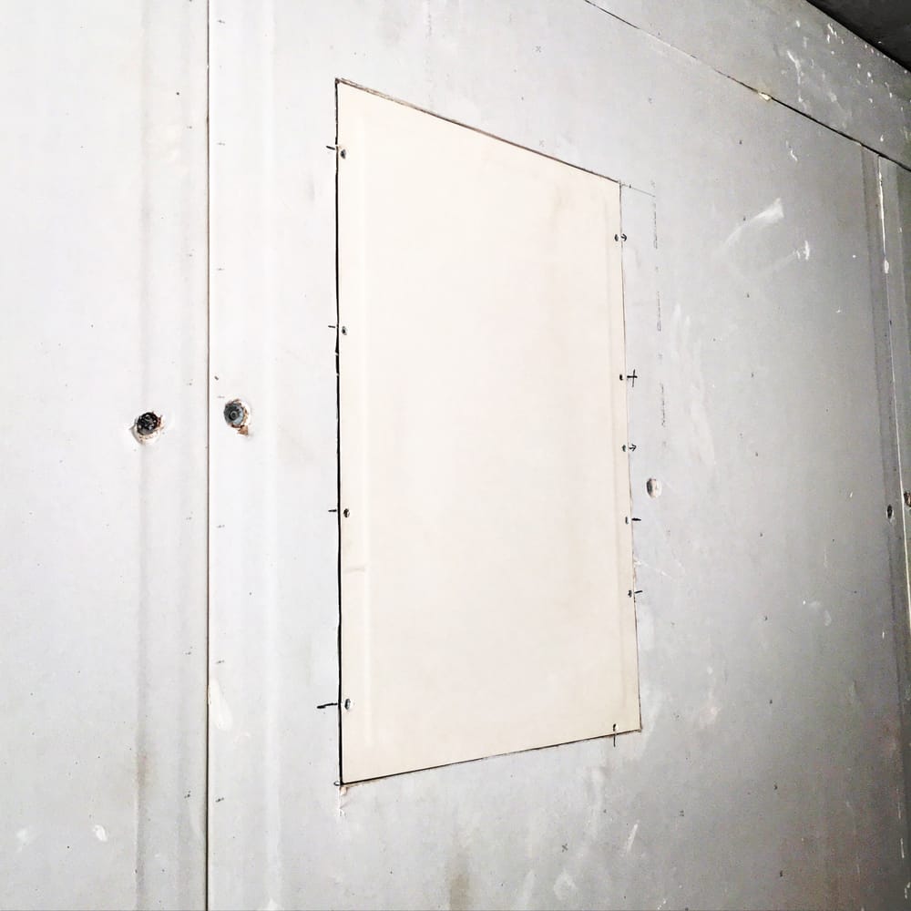 Slide of Magnetta Electric