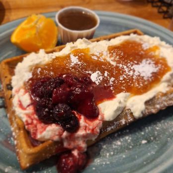 Bear Bear - Waffle with peach jam - Breakfast & Brunch Near Me - Leavenworth, Washington