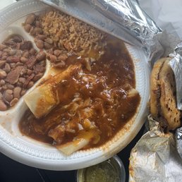  plate of mexican food