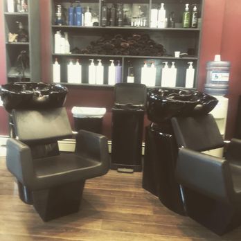 Mayssa’s Beauty Mark - Washing area - Hair Stylists Near Me - Kenilworth, New Jersey Mayssa’s Beauty Mark - Washing area - Hair Stylists Near Me - Kenilworth, New Jersey