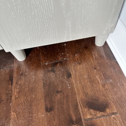 Ferguson Dechert Real Estate - Dust and lint all over the floors