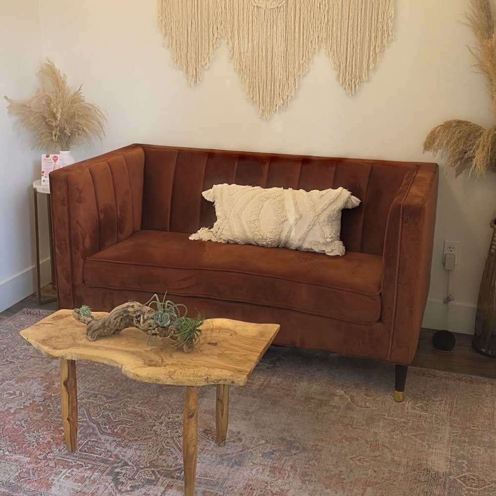 Gravity Pedicure Lounge - Nail Technicians Near Me - Tehachapi, California Gravity Pedicure Lounge - Nail Technicians Near Me - Tehachapi, California
