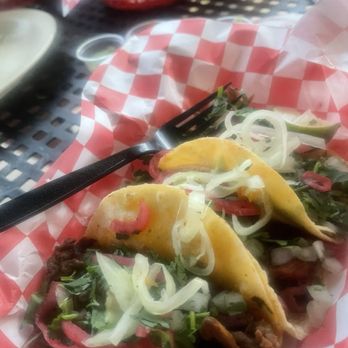 Venalonzo's Tacos - Al pastor, Arne asada, and chicken taco - Tacos Near Me - Centennial, Colorado Venalonzo's Tacos - Al pastor, Arne asada, and chicken taco - Tacos Near Me - Centennial, Colorado