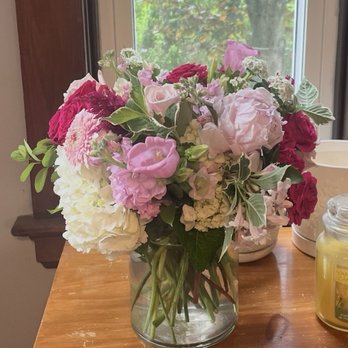 Jephry Floral Studio - Lovely medium sized deluxe custom arrangement. - Florists Near Me - Providence, Rhode Island