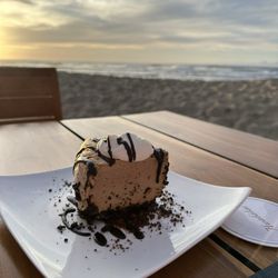 Residents' Beach House - Mudpie