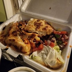 Taqueria los Compadres Mexican Food - Pork Quesadilla with peppers and onions