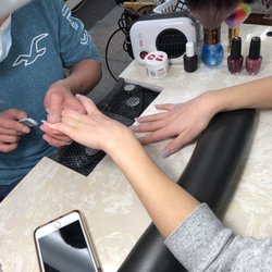 Ultra Nails
