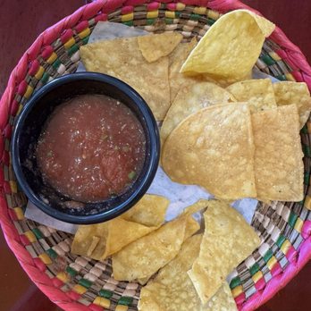 Frida's Hawaii - Complimentary Chips and Salsa - delicious homemade chips and addictive homemade salsa with heat; couldn't stop eating this dish! - Tacos Near Me - Ewa Beach, Hawaii