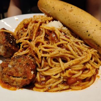 BJ's Restaurant & Brewhouse - Jumbo Spaghetti and Meatballs - Pizza Near Me - Cedar Park, Texas BJ's Restaurant & Brewhouse - Jumbo Spaghetti and Meatballs - Pizza Near Me - Cedar Park, Texas
