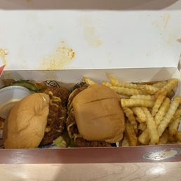 Dave's #2 2 Sliders w/ Fries